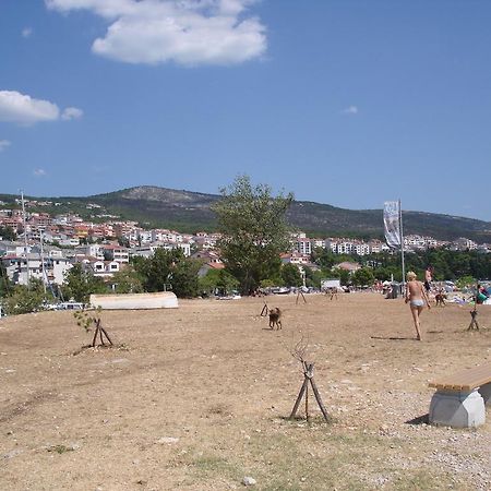 Apartments Meleh Криквеница Екстериор снимка